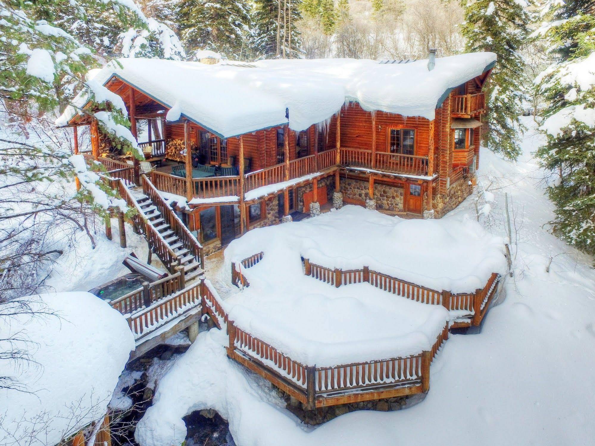 Log Cabin On The Stream Sundance エクステリア 写真